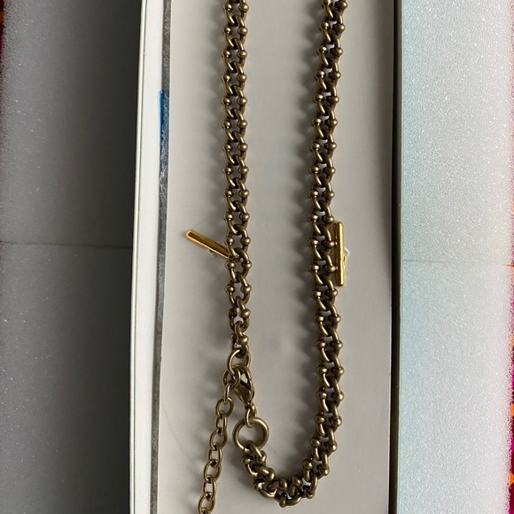 Stella & Dot The Lady Bow-Long NeckLace NWT - Picture 3 of 5